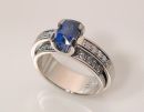 SAPPHIRE RING - DOUBLE SHANK